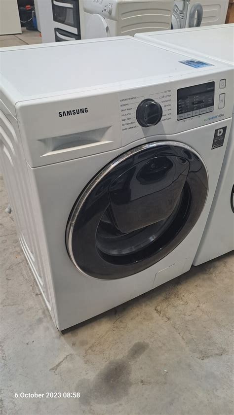 Samsung WW80K5410UW washing machine Front